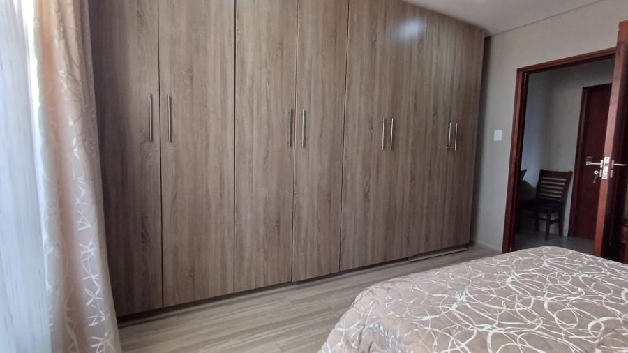 To Let 2 Bedroom Property for Rent in Monte Christo Western Cape